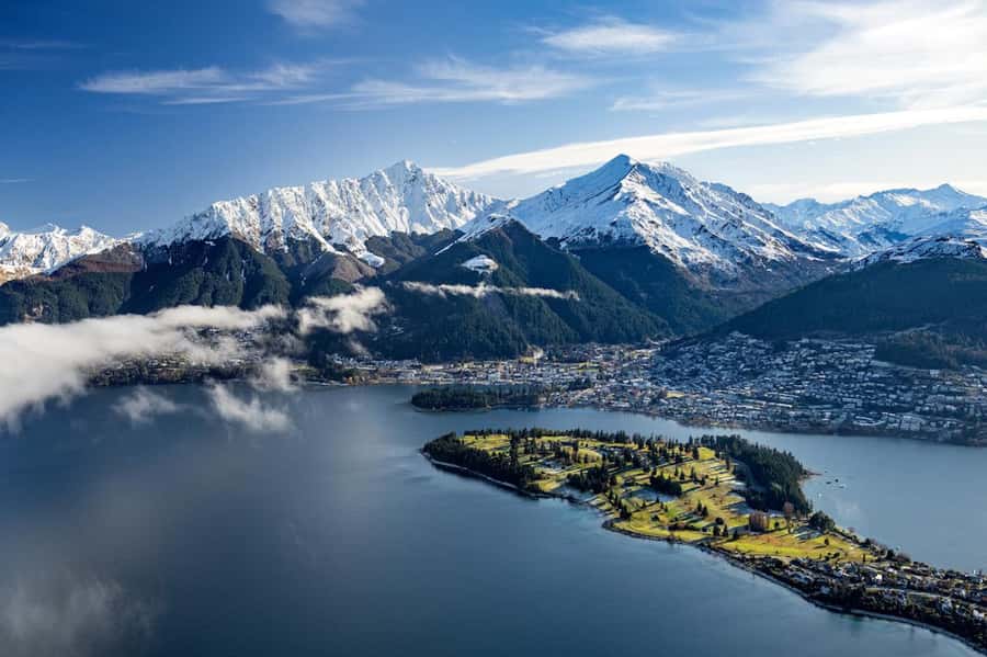 Queenstown: Remarakbles Helicopter Tour with Alpine Landing - From Grant Road to the open sky