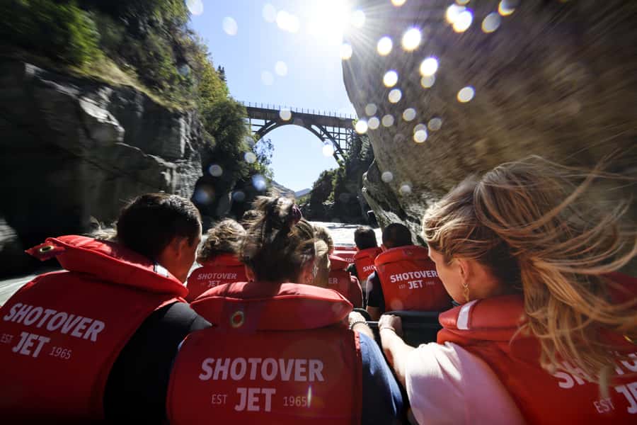Queenstown: Shotover River Extreme Jet Boat Experience - The 25-minute Shotover Jet ride