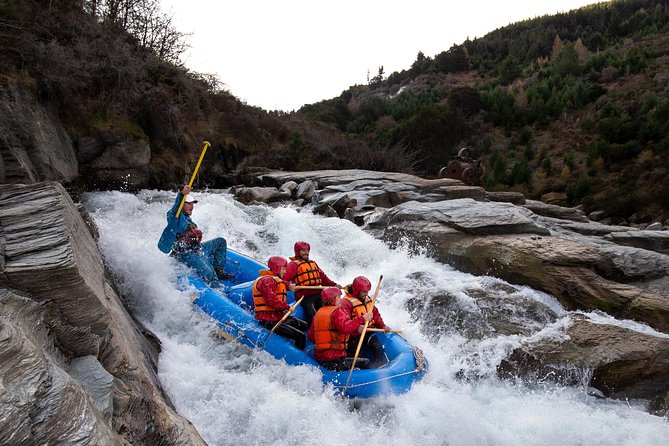 Queenstown Shotover River White Water Rafting - From Queenstown to the Shotover River