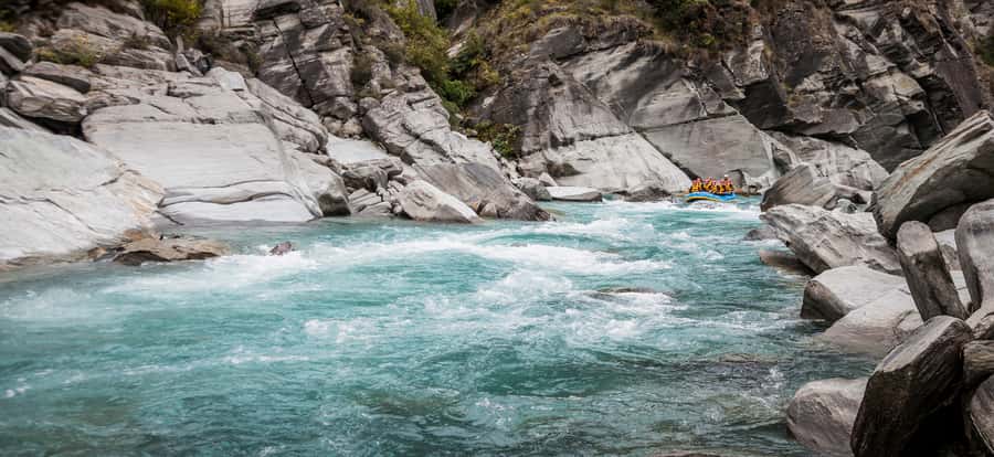 Queenstown: Shotover River Whitewater Rafting Trip - Six rapids, each with its own personality