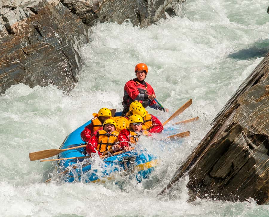 Queenstown: Shotover River Whitewater Rafting Trip - Cascade Rapid delivers the final test