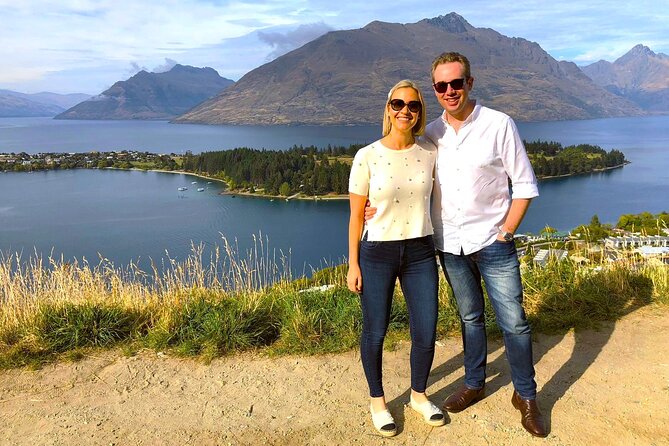 Queenstown Sightseeing Tour: Highlights of Queenstown - The Kawarau Bridge turns scenery into spectacle