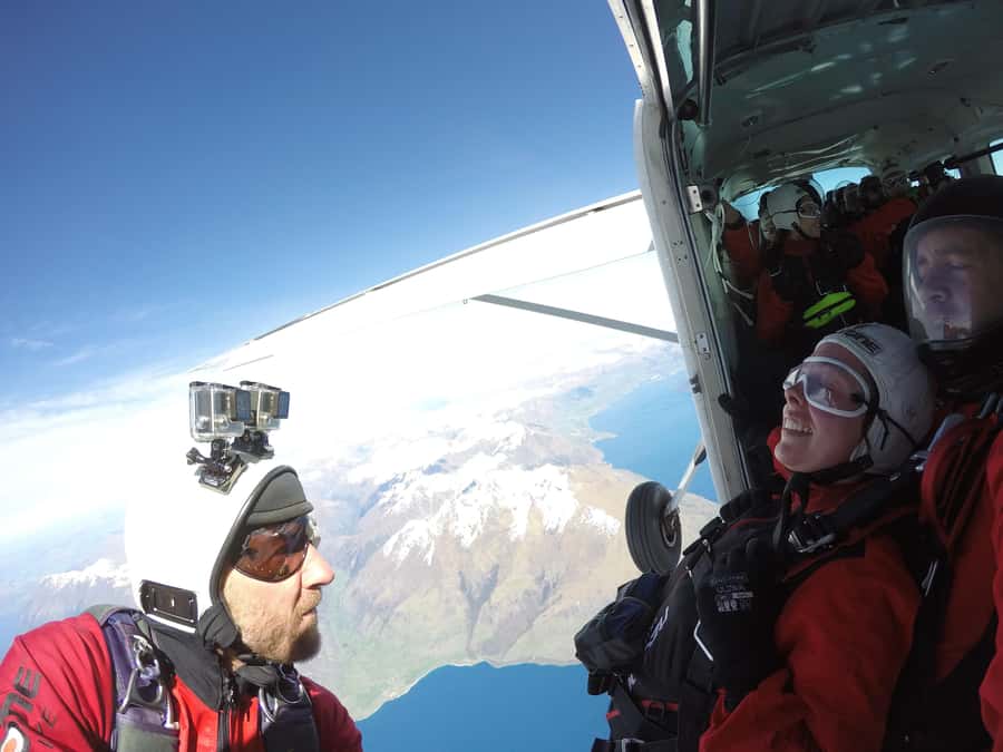 Queenstown: Tandem Skydive Experience - Is $214 good value?