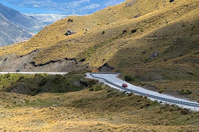 Queenstown to Christchurch One Way Tour Via Lake Tekapo & Mt Cook - Lake Pukaki is a fast but memorable roadside stop
