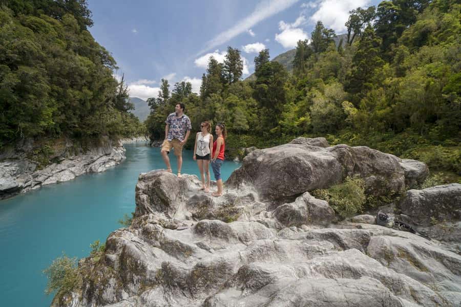 Queenstown to Christchurch via Franz Josef 2-Day Tour - Queenstown to Wanaka via Cardrona