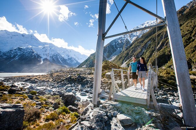 Queenstown to Lake Tekapo via Mt Cook One-Way Small Group Tour - Lake Pukaki and the first great mountain view