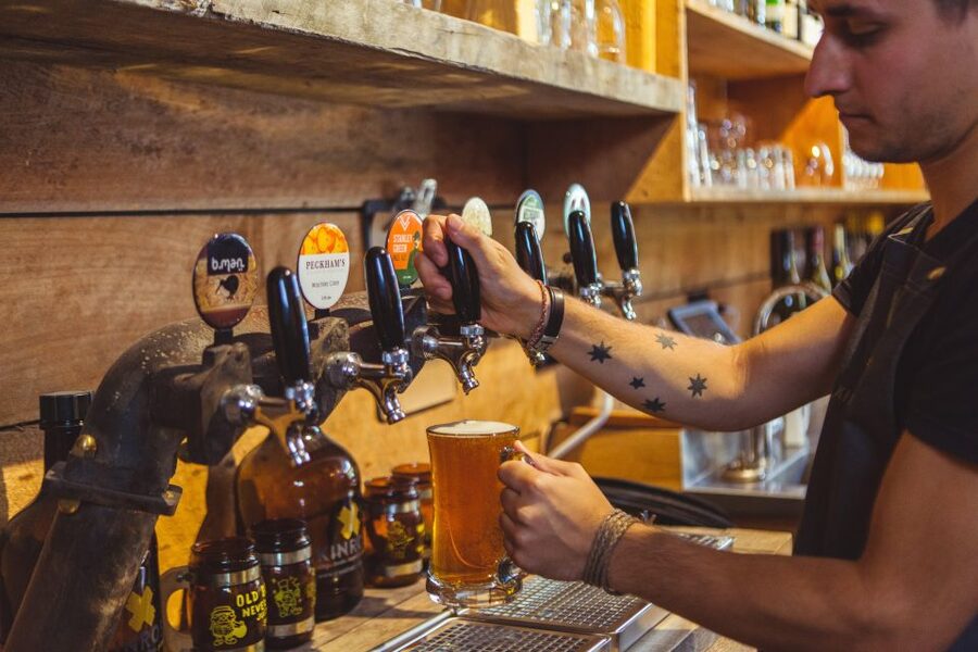 Queenstown: Twilight Wine and Craft Beer Tour - Key points at a glance