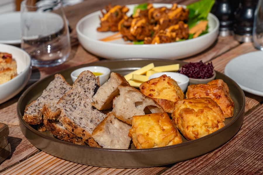 Queenstown: Walter Peak Garden to Table Experience - Booking value and practical details