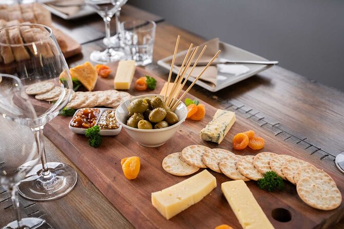 Queenstown Wine Tour - Wine, lunch, cheese, beer, and gin