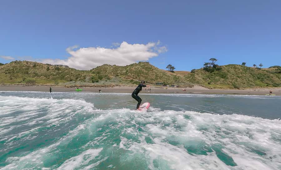 Raglan: Group Surf Lesson - What you receive for $56