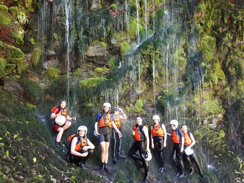 Rangitaiki Rafting Grade 2 - One and a half hours on the Rangitaiki River