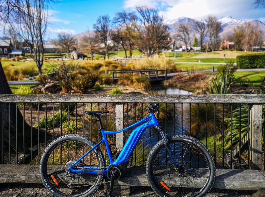 Ride to Riches: Arrowtown to Queenstown with Shuttle - Seven bridges and three rivers on the Twin Rivers trail