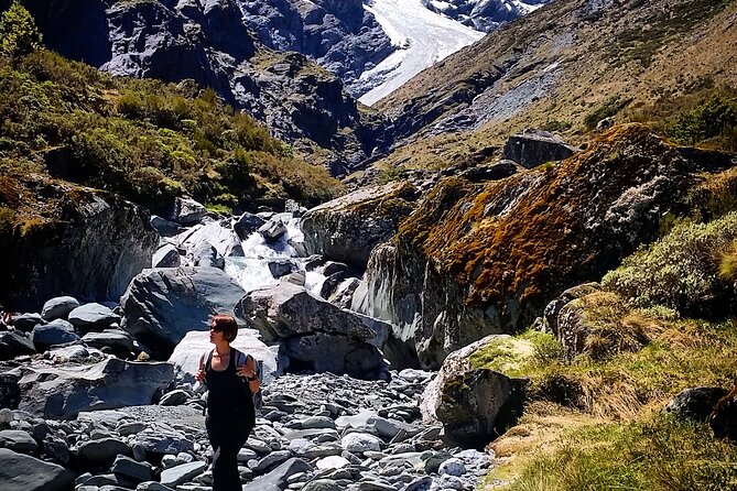 Rob Roy Glacier Guided Walk - What the small group changes