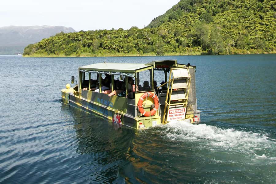 Rotorua City and Lakes Duck Tour - What the $53 price includes