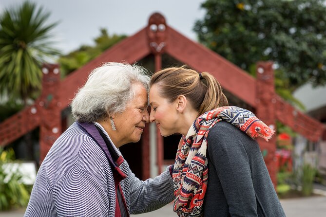 Rotorua Cultural Small Group Afternoon Tour - What the guide adds to the visit