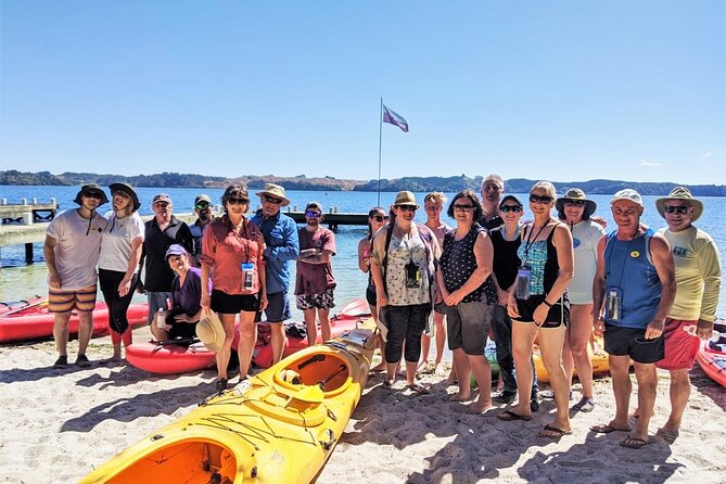 Rotorua: Daytime Scenic Lake Rotoiti Kayak Tour - A quiet morning on Lake Rotoiti