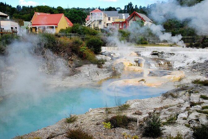 Rotorua Geothermal Living Maori Village Tour Whakarewarewa 6.5hours Tour - The two-hour Whakarewarewa visit
