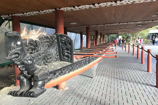 Rotorua Geothermal Wonderland Tour – Departs Tauranga - From Mount Maunganui to Rotorua by minivan