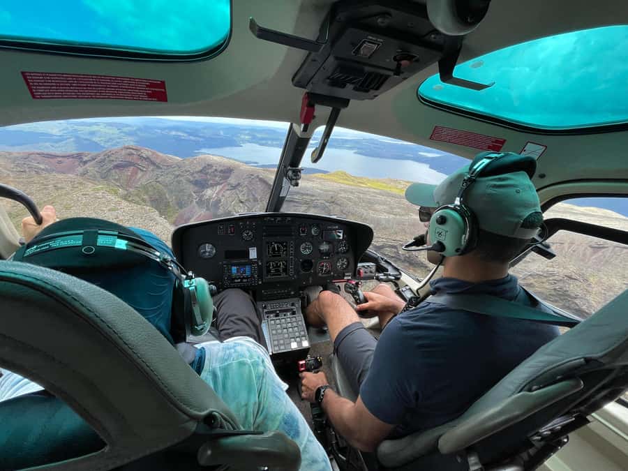 Rotorua: Helicopter Flight and Guided Walk on Mt Tarawera - Landing on Mount Tarawera instead of just circling it