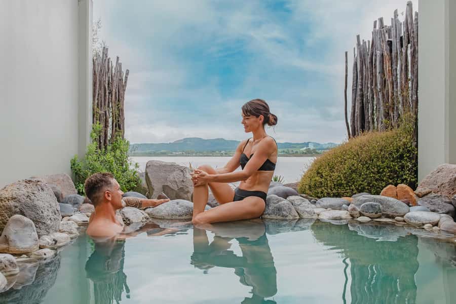 Rotorua: Lake View Private Pools Experience - Staying longer at Polynesian Spa