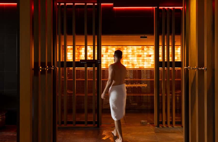 Rotorua: Lakefront Hot Springs & Spa - Luxury Māori Wellness - Who should book this experience