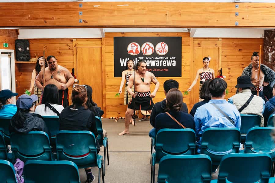 Rotorua: Māori Cultural Performance with Dancing - The haka, performed up close