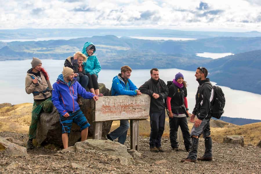 Rotorua: Mount Tarawera Volcanic Crater Half-Day Guided Walk - Summit views reward the effort