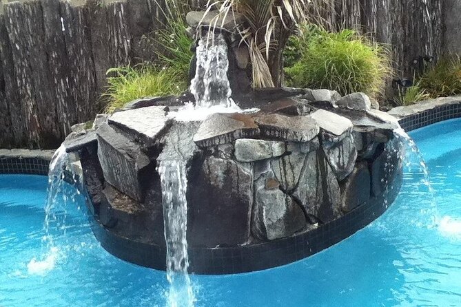 Rotorua Private tour with Hotspring - Lake Tikitapu, the Blue Lake walk