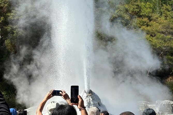 Rotorua & Taupo DayTour with Waiotapu & Huka Falls from Auckland - Key points to know before booking