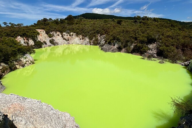 Rotorua & Taupo DayTour with Waiotapu & Huka Falls from Auckland - The 6am departure from Auckland