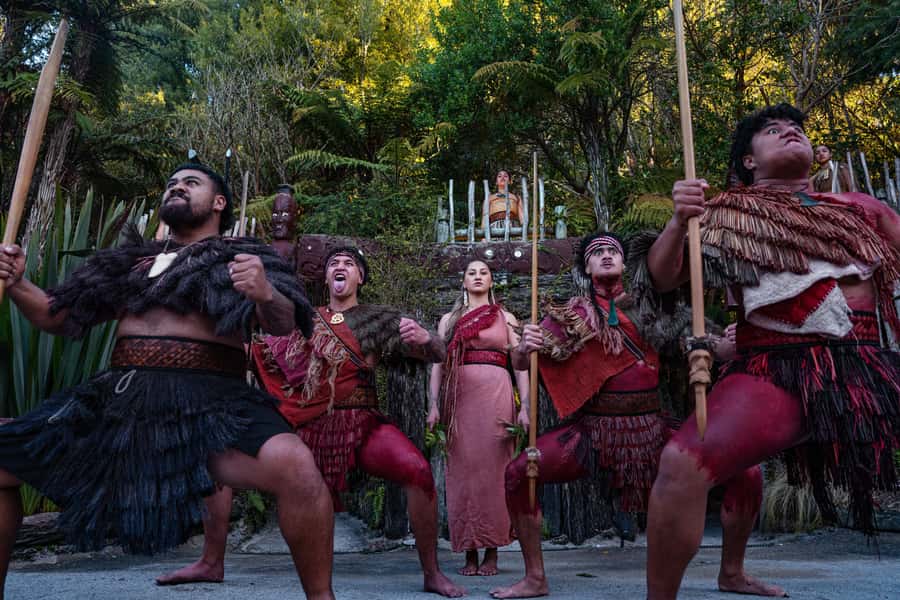 Rotorua: Te Pa Tu Māori Cultural Experience with Dinner - Is the evening genuinely cultural?