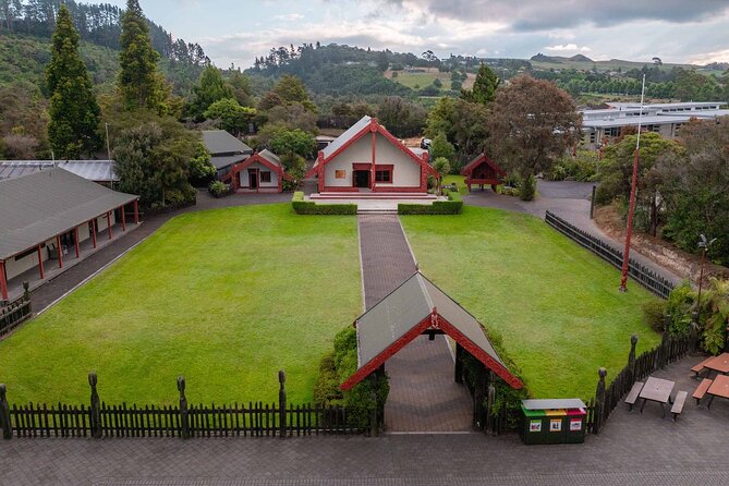 Rotorua: Te Rā Guided Experience + Haka - Starting at 20 Hemo Road