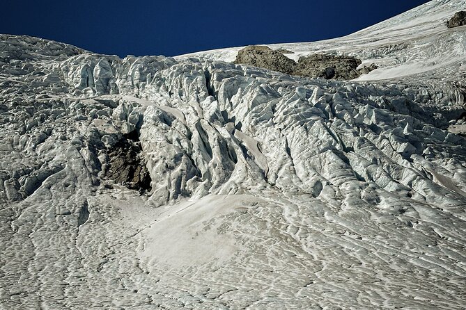 Shackleton Glacier Whiskey Endurance - 50mins - Landing on remote Shackleton Glacier