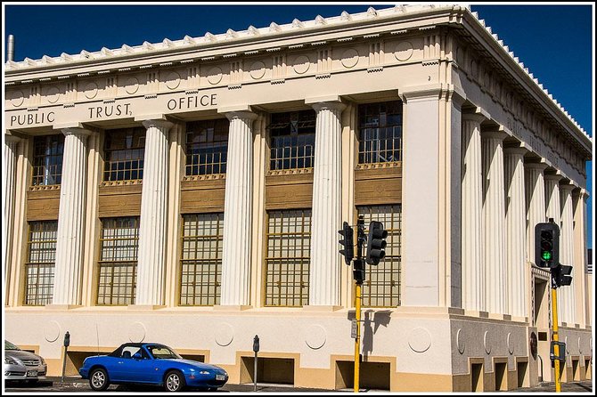 Shore Excursion: 4 Hour Premium Hawke's Bay, Napier Art deco Tour - Bluff Hill gives you a cruise-port perspective