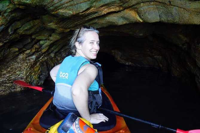 Shore Excursion Guided Sea Kayaking through Akaroa Marine Reserve - Why the guides matter so much
