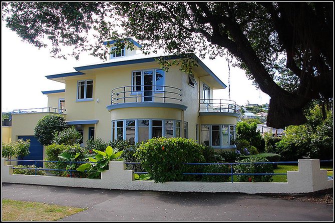 Shore Excursion: Napier/ Hawke's Bay & Premium Wineries tour - Why Napier’s Art Deco story matters
