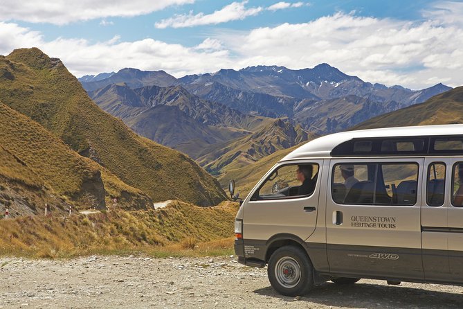 Skippers Canyon 4WD Tour from Queenstown - Photo stops, short walks, and the Shotover River