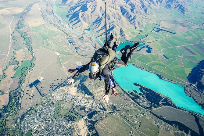 Skydive Mt. Cook - 20+ Seconds of Freefall from 10,000ft - Getting to and from Pukaki Airport