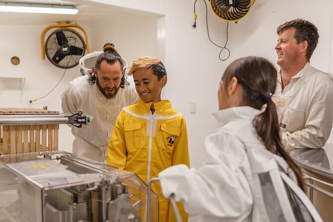Small-Group Beekeeping Experience in Tauherenikau - From the hive into the factory