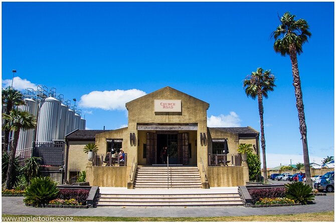 Small Group - Half-Day Hawke's Bay Winery Tour - Key points at a glance