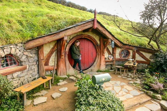 Small-Group Hobbiton Tour from Auckland with Party Marquee Lunch - Walking through 44 hobbit holes