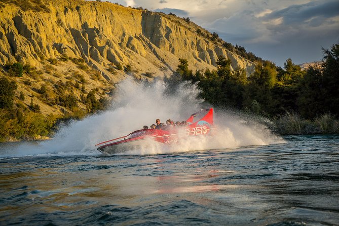 Small Group Jet Boat Adventure on the Clutha River from Wanaka - What happens during the 90-minute ride