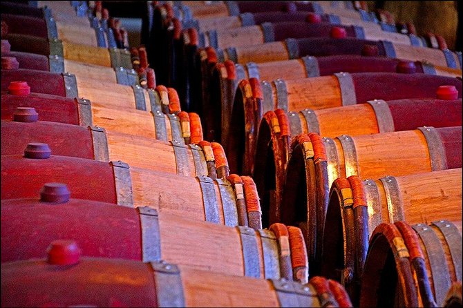 Small group - Napier Premium Wineries+ Beer tour -5.0 - 5.5 hours - Boutique producers and larger brands
