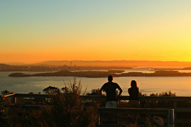 Sunset kayak tour to Rangitoto Island - Why Rangitoto Makes a Fine Sunset Goal