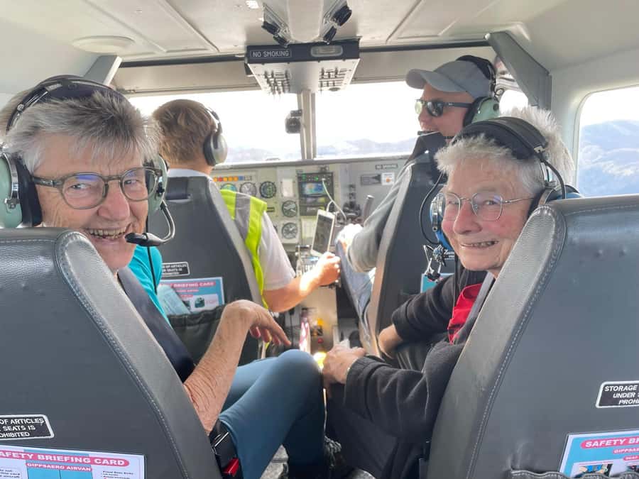 Takaka: Farewell Spit/Abel Tasman Scenic Flight - Weather, timing, and practical planning