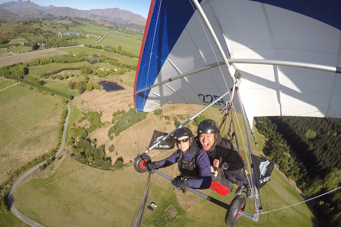 Tandem Hang Gliding - The Coronet Peak launch and first view