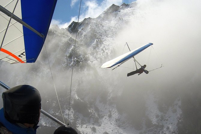 Tandem Hang Gliding - A 3.7-kilometre flight over the valley