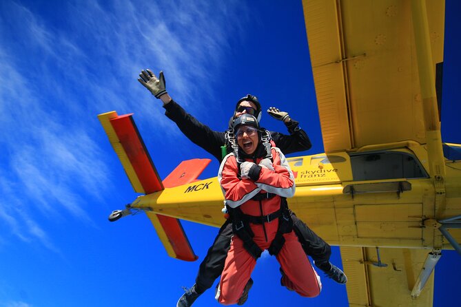 Tandem Skydive 13,000ft from Franz Josef - The scenery: glacier ice, peaks, rivers, and sea