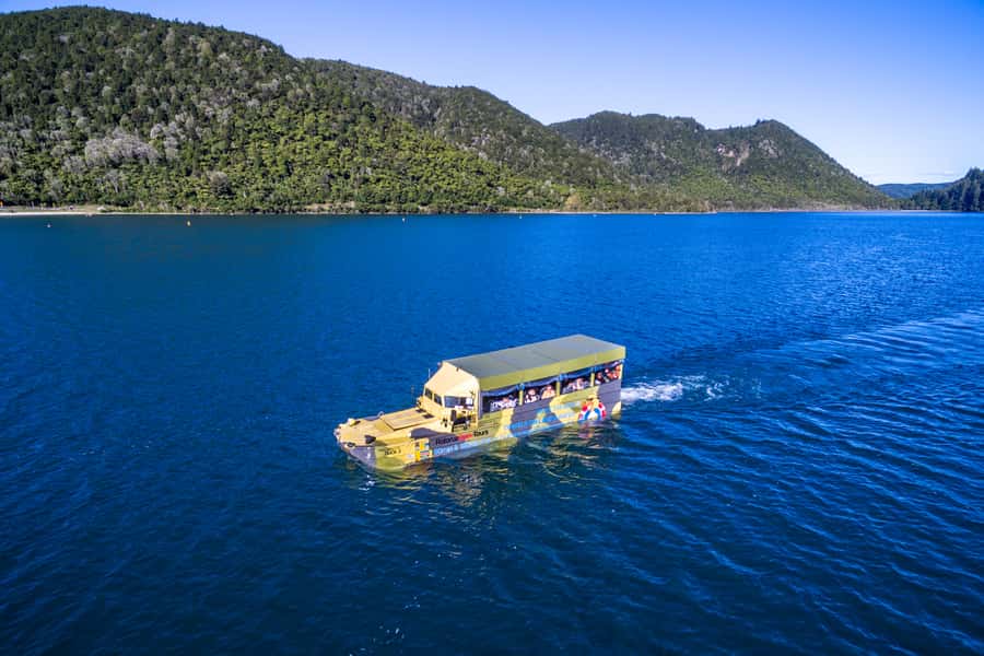 Tarawera and Lakes 2-Hour Duck Eco Tour - Rotokakahi, the Green Lake