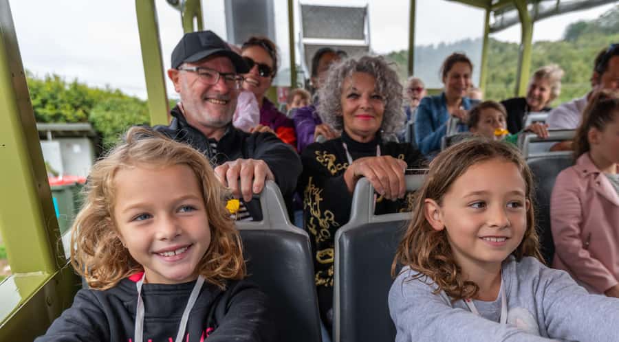 Tarawera and Lakes 2-Hour Duck Eco Tour - The commentary is a major part of the value